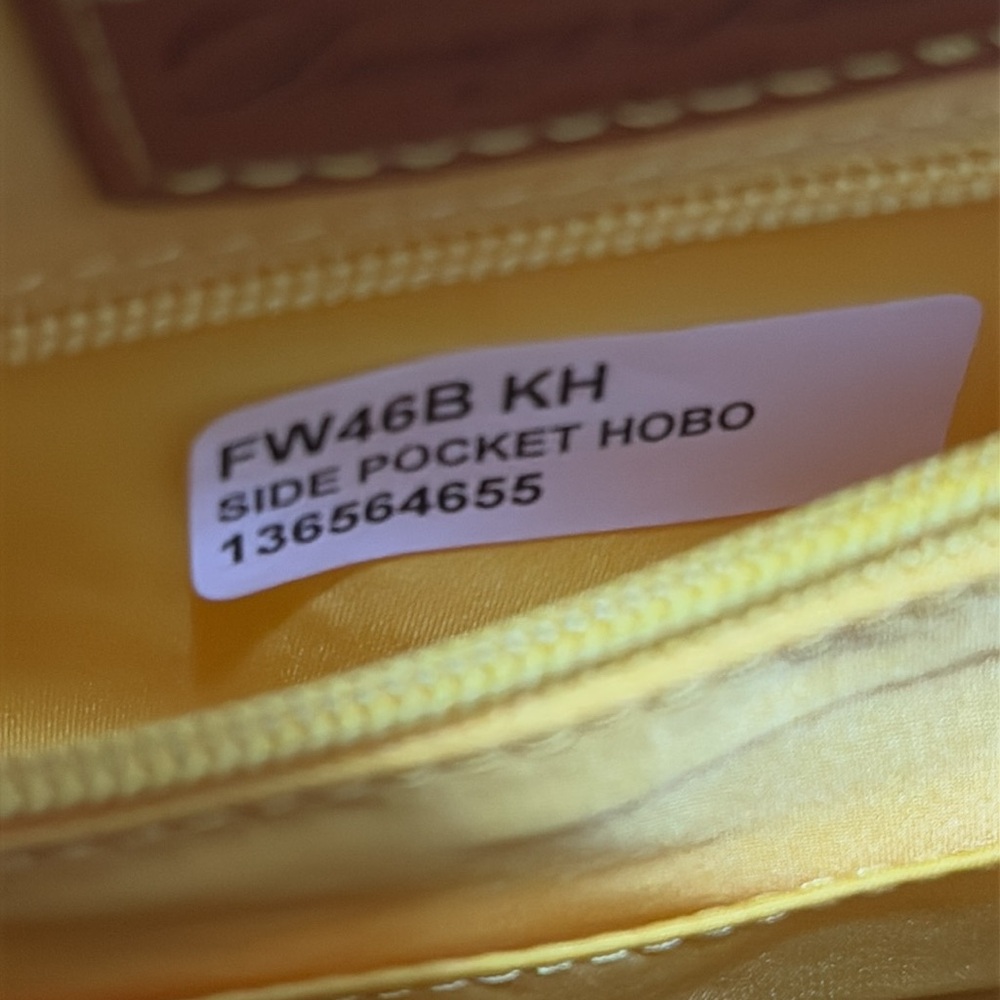 Dooney & Bourke Hobo - Picture 13 of 14